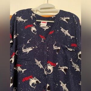 Torrid Jaws button down blouse - size 3X.